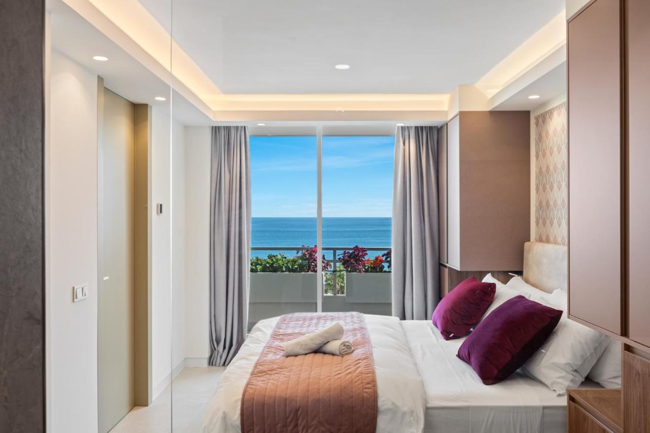 Fully Renovated Frontline Flat Daire Marbella Dış mekan fotoğraf